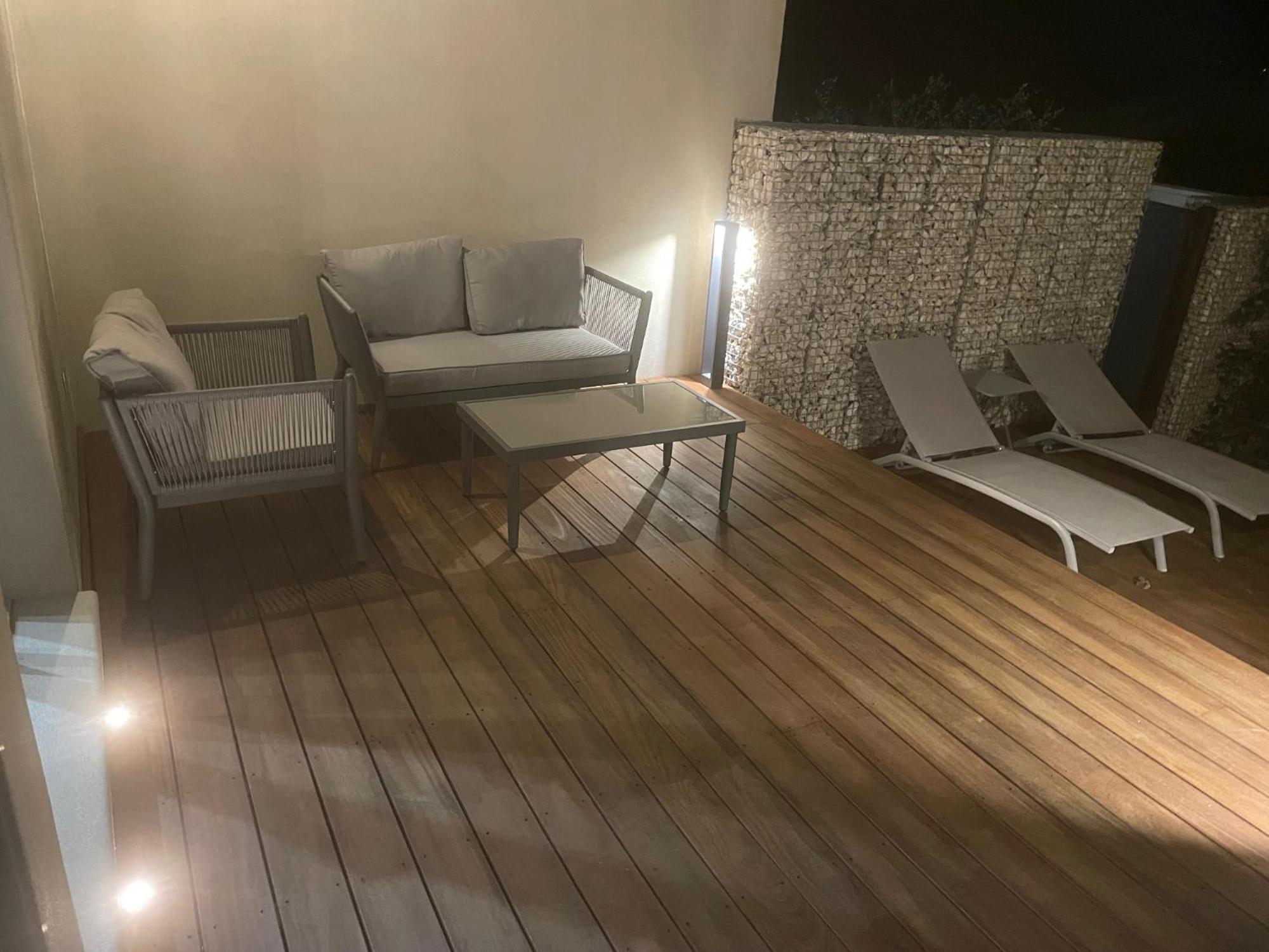 Logement Avec Jacuzzi Joucas Exteriör bild